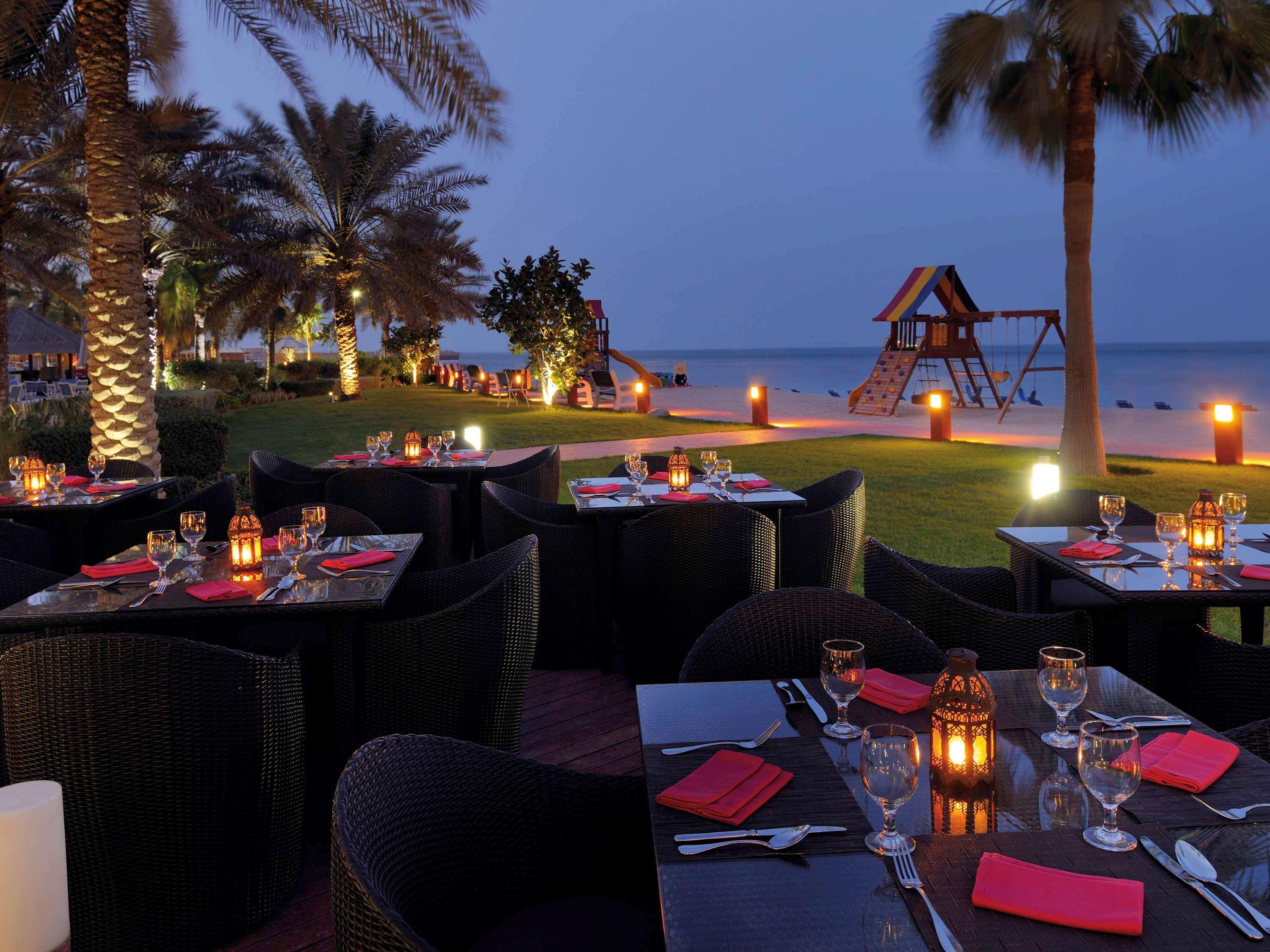 Moevenpick Hotel & Resort Al Bida'A Salmiya Buitenkant foto The Beach at The Oberoi, Mumbai